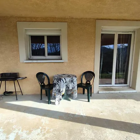 Appartement 64M2 Amberieu-en-Bugey Exterior photo