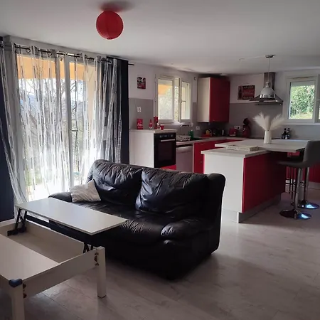 Appartement 64M2 Amberieu-en-Bugey Exterior photo